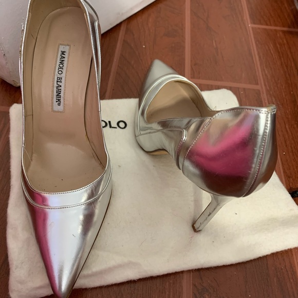 Manolo Blahnik Shoes - Picture 3 of 3